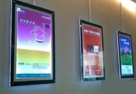 光山什么是超薄灯箱?