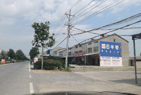 光山如何能保证墙体广告的醒目性？